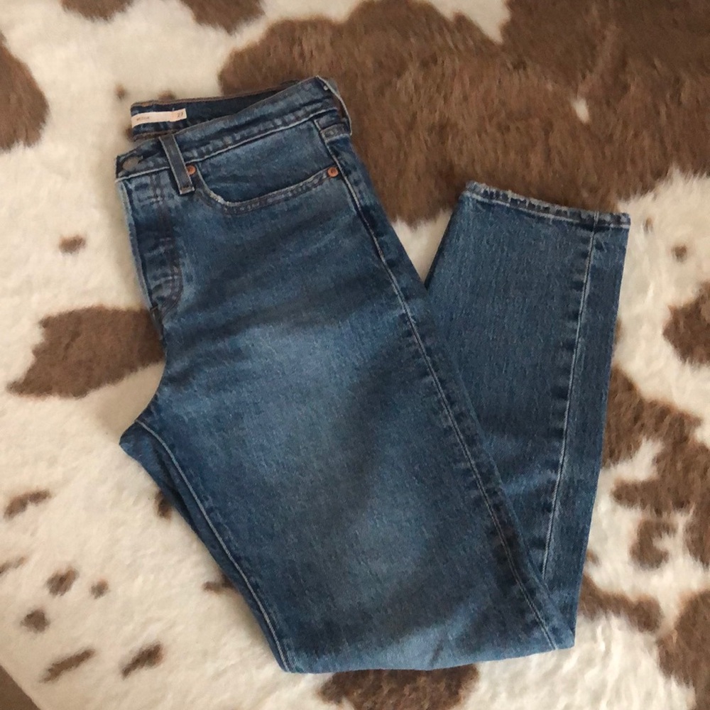 Levi's Wedgie Icon Jeans in These Dreams - Picture 8 of 9
